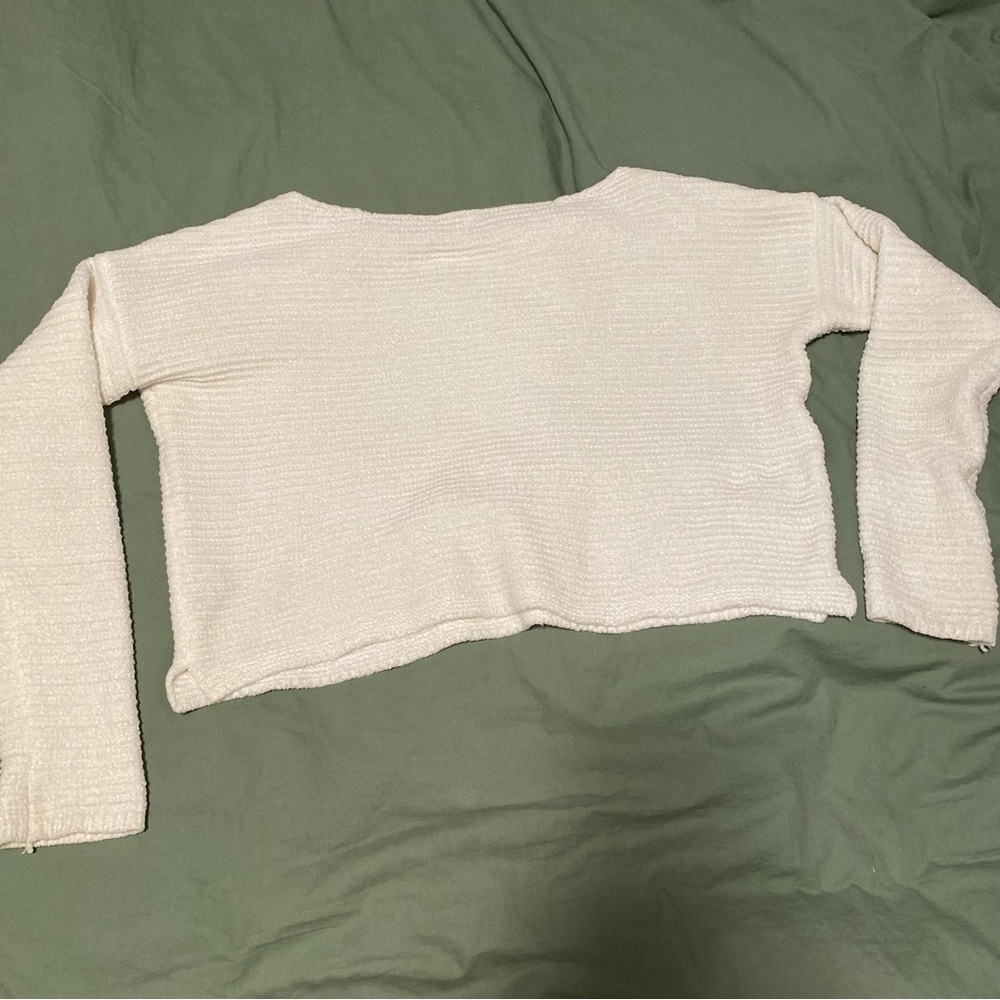 Cropped sweater - Picture 9 of 9